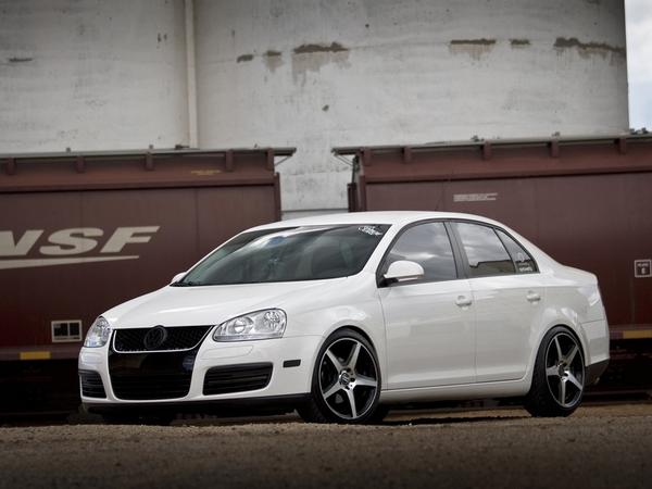 Racing Coilovers | 2005-2009 - VW - Jetta V (49.5mm Front Strut) - MK5/V5